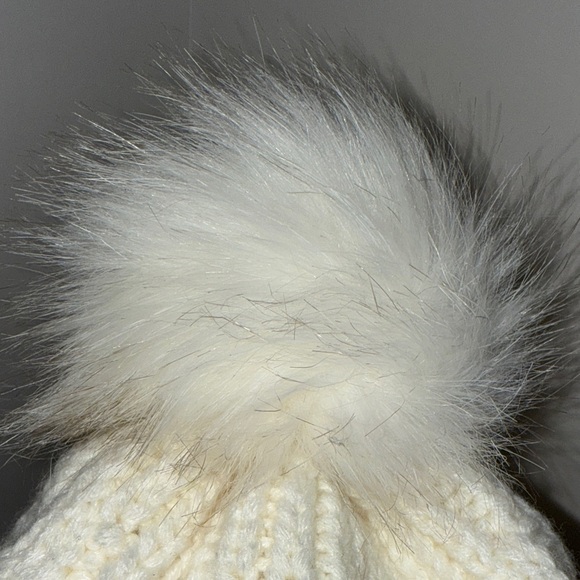 UGG Australia Cream Knit Pom-Pom Beanie - Picture 3 of 6